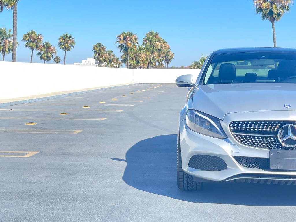 2017 Mercedes-Benz C-Class Image 20