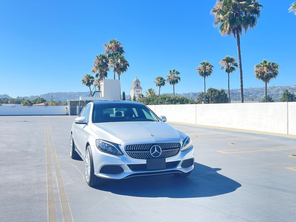 2017 Mercedes-Benz C-Class Image 23