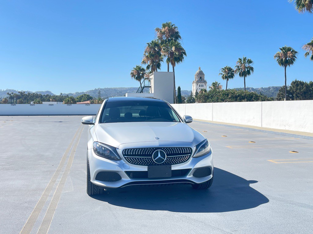 2017 Mercedes-Benz C-Class Image 24