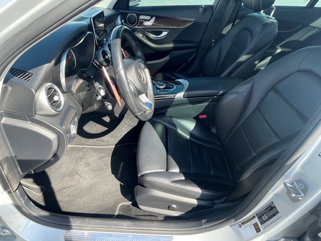 2017 Mercedes-Benz C-Class Image 44