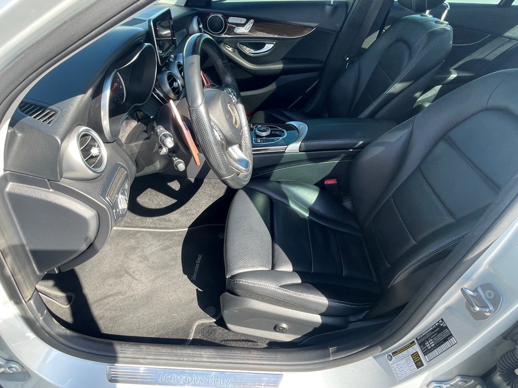 2017 Mercedes-Benz C-Class Image 45