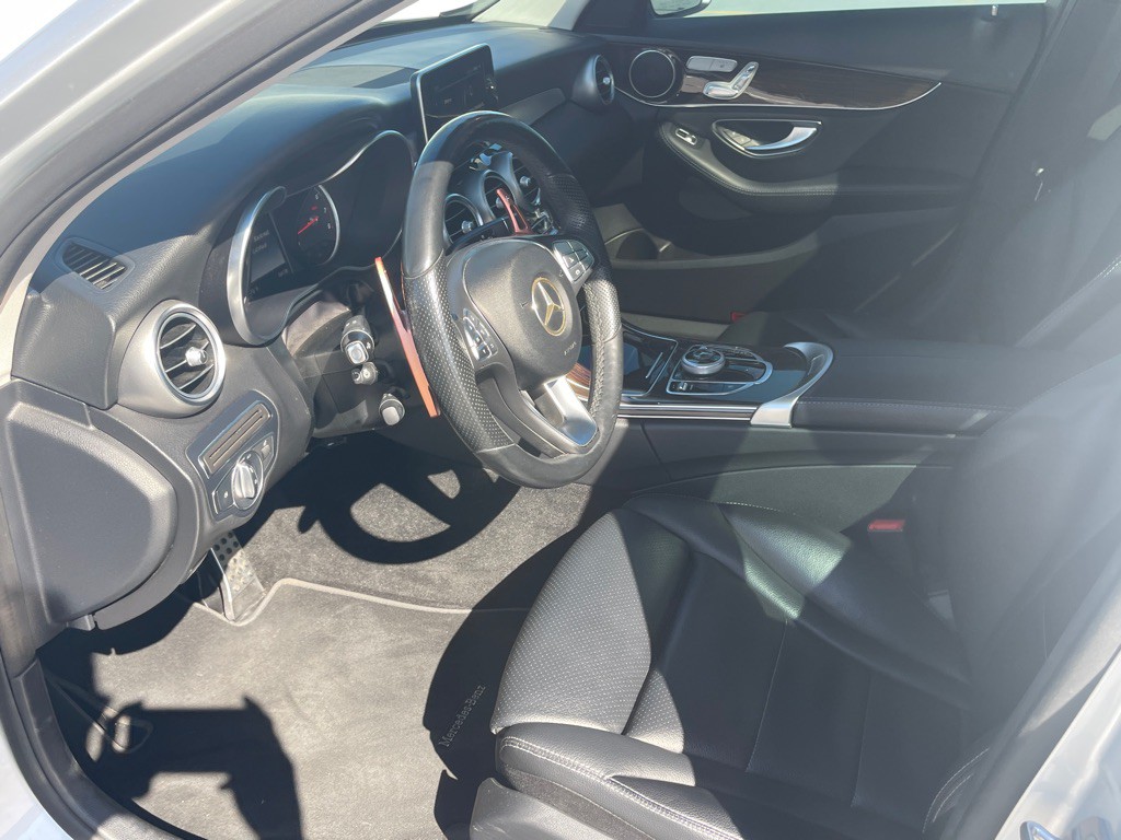 2017 Mercedes-Benz C-Class Image 46