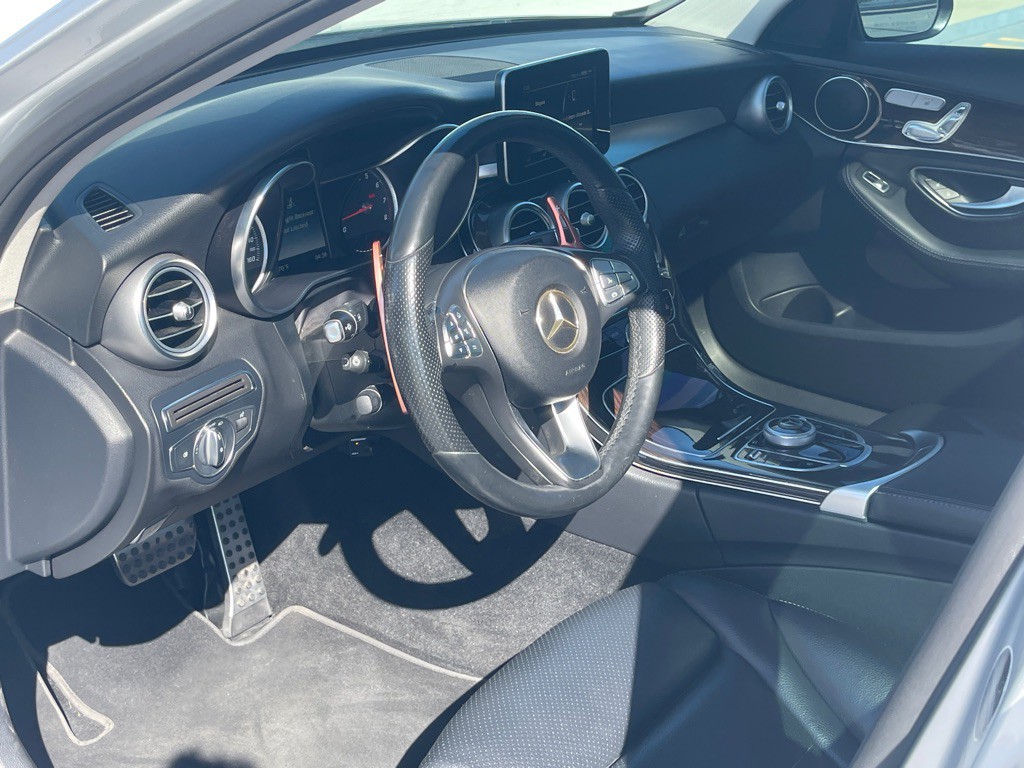 2017 Mercedes-Benz C-Class Image 49