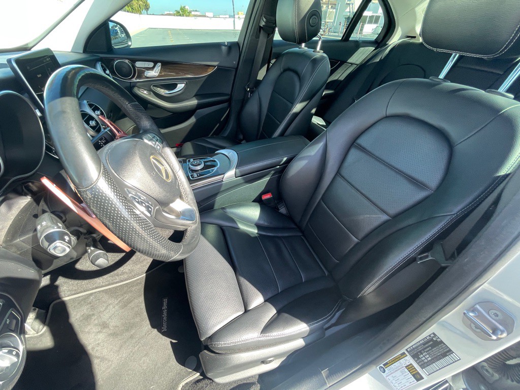 2017 Mercedes-Benz C-Class Image 51