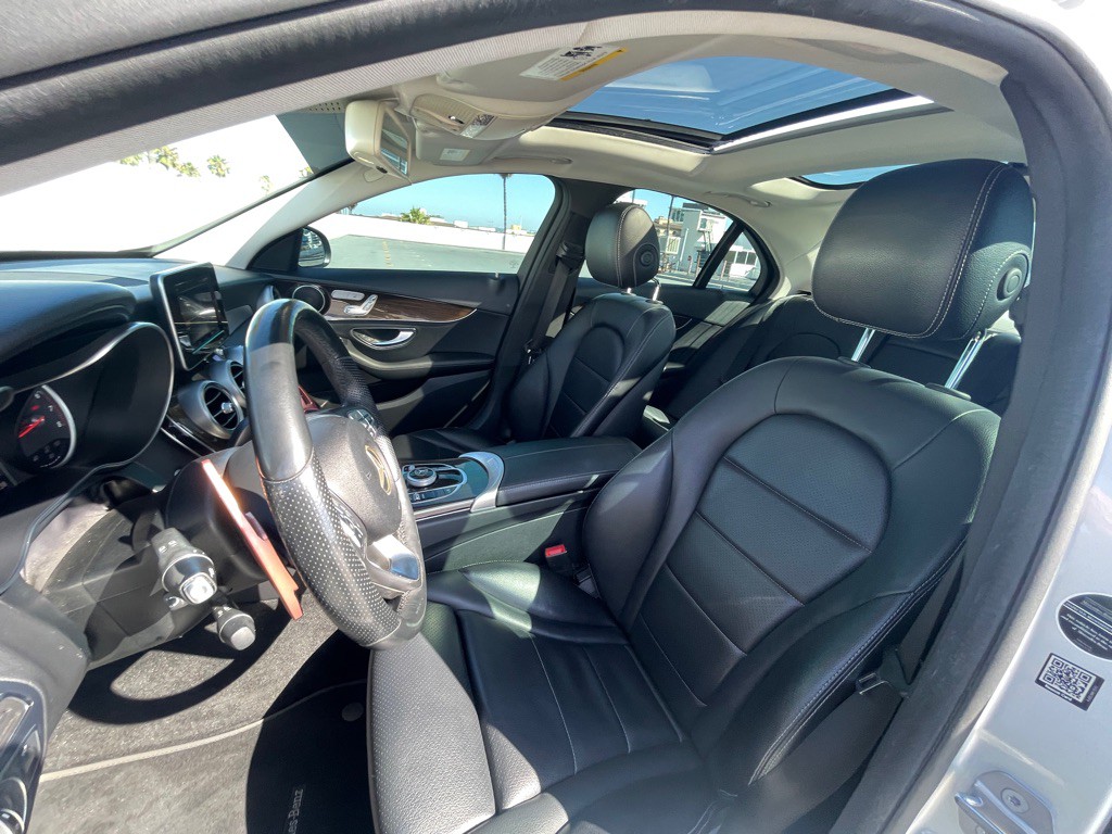 2017 Mercedes-Benz C-Class Image 55