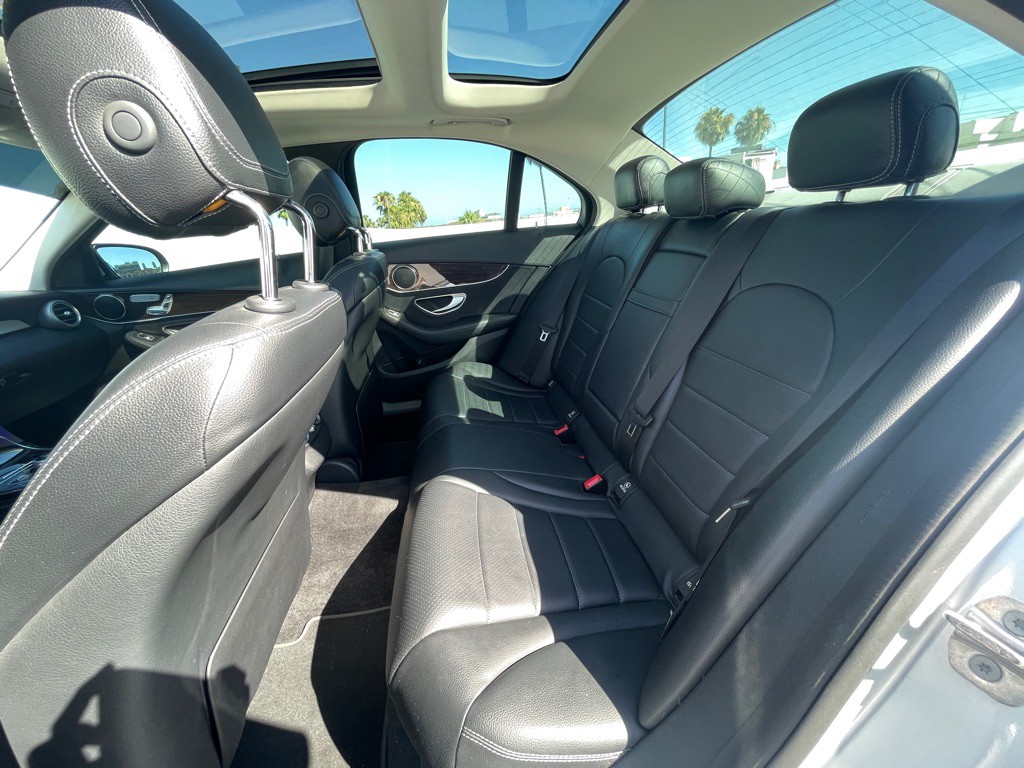 2017 Mercedes-Benz C-Class Image 65