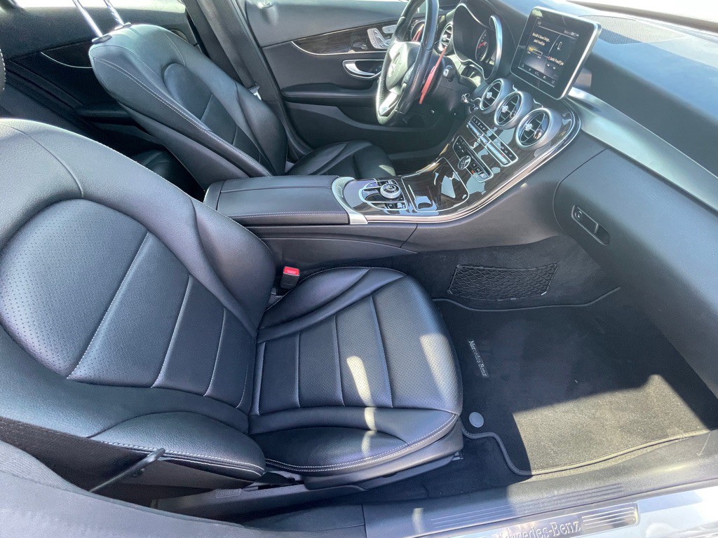 2017 Mercedes-Benz C-Class Image 82