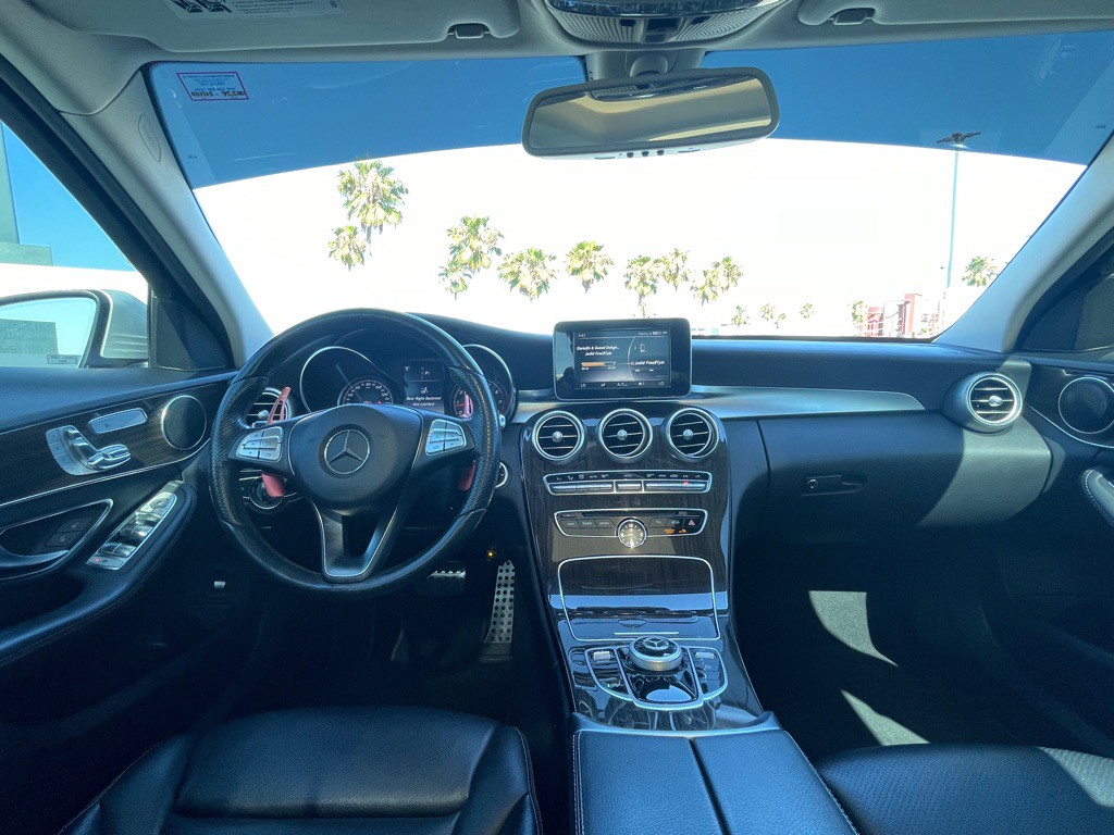2017 Mercedes-Benz C-Class Image 92
