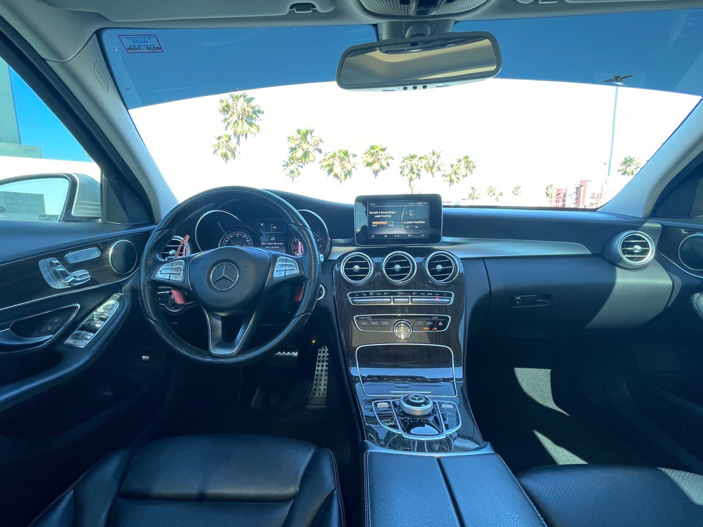 2017 Mercedes-Benz C-Class Image 93