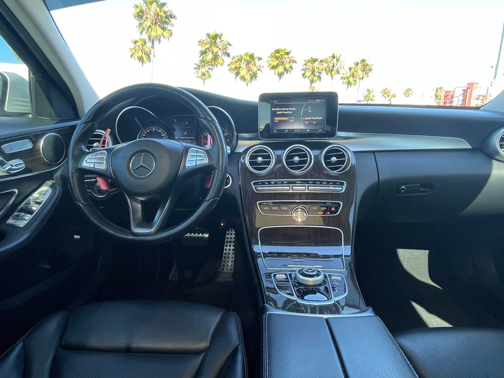 2017 Mercedes-Benz C-Class Image 95