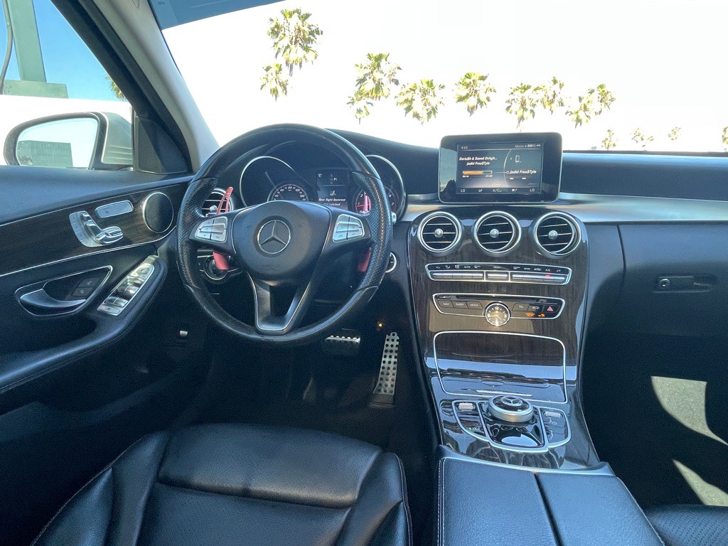 2017 Mercedes-Benz C-Class Image 96