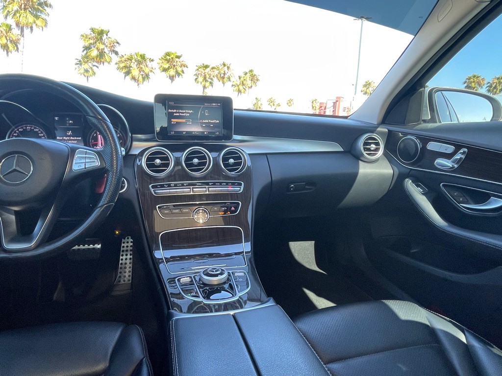 2017 Mercedes-Benz C-Class Image 97