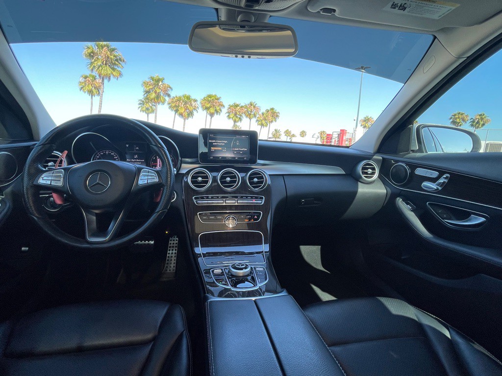 2017 Mercedes-Benz C-Class Image 98