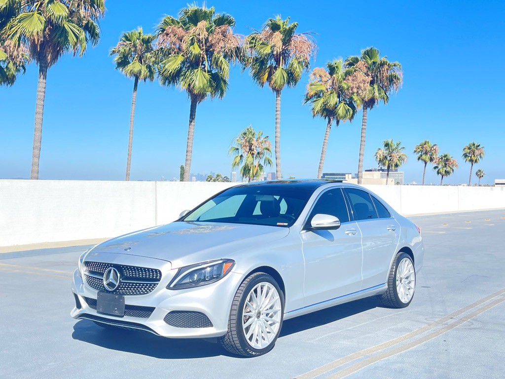 2017 Mercedes-Benz C-Class Image 2