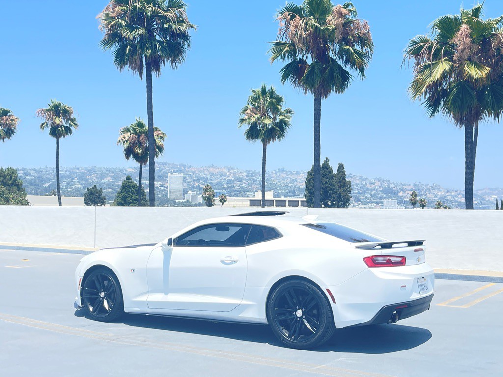 2016 Chevrolet Camaro Image 12
