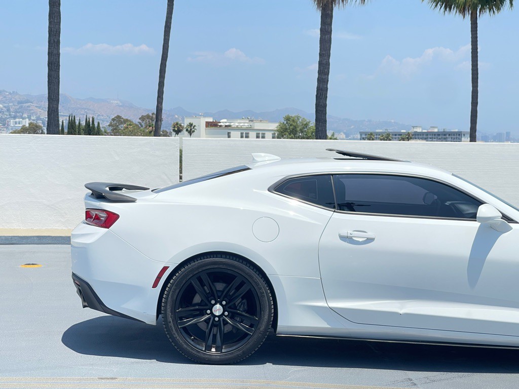 2016 Chevrolet Camaro Image 23