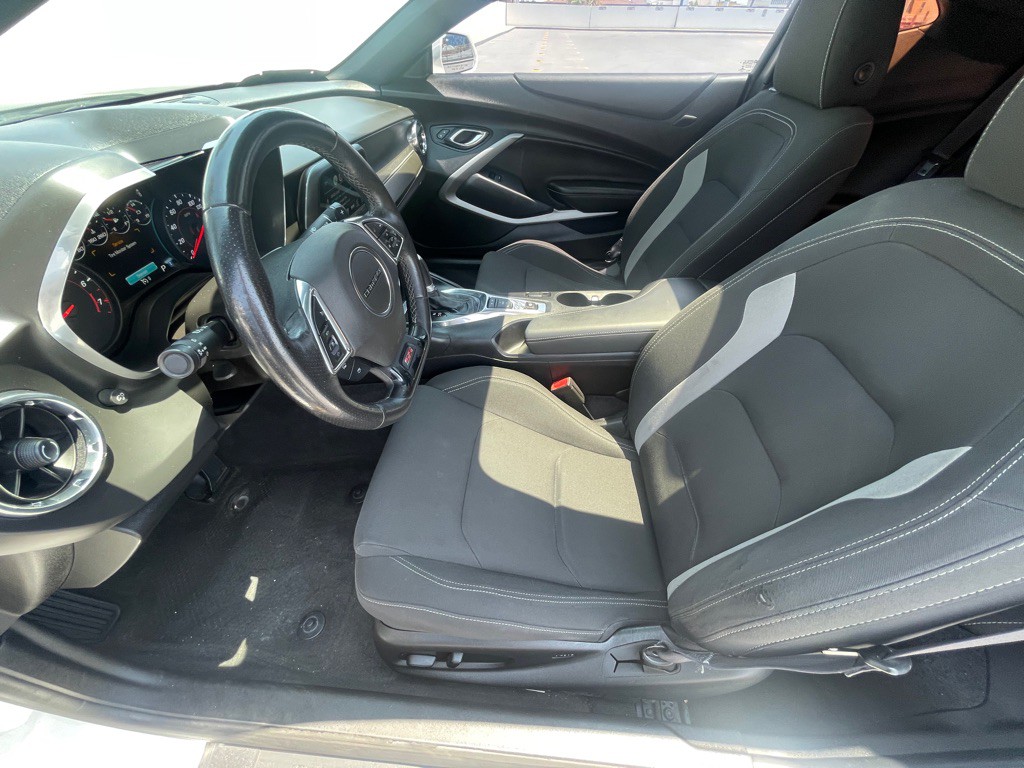 2016 Chevrolet Camaro Image 44