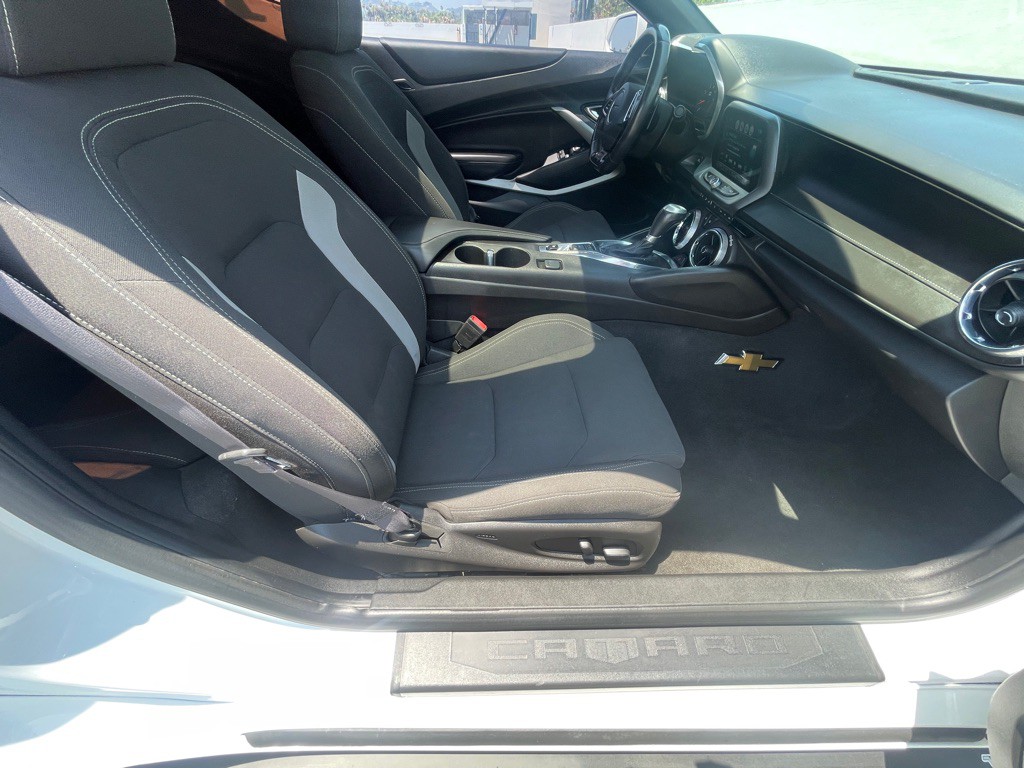 2016 Chevrolet Camaro Image 61