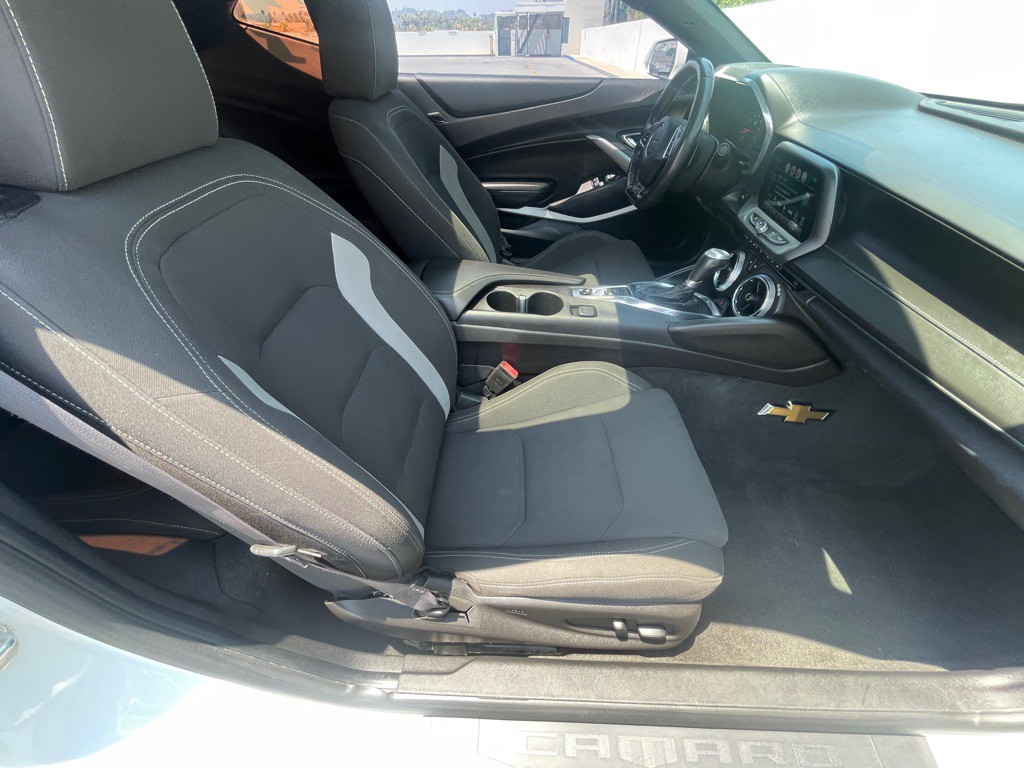 2016 Chevrolet Camaro Image 63