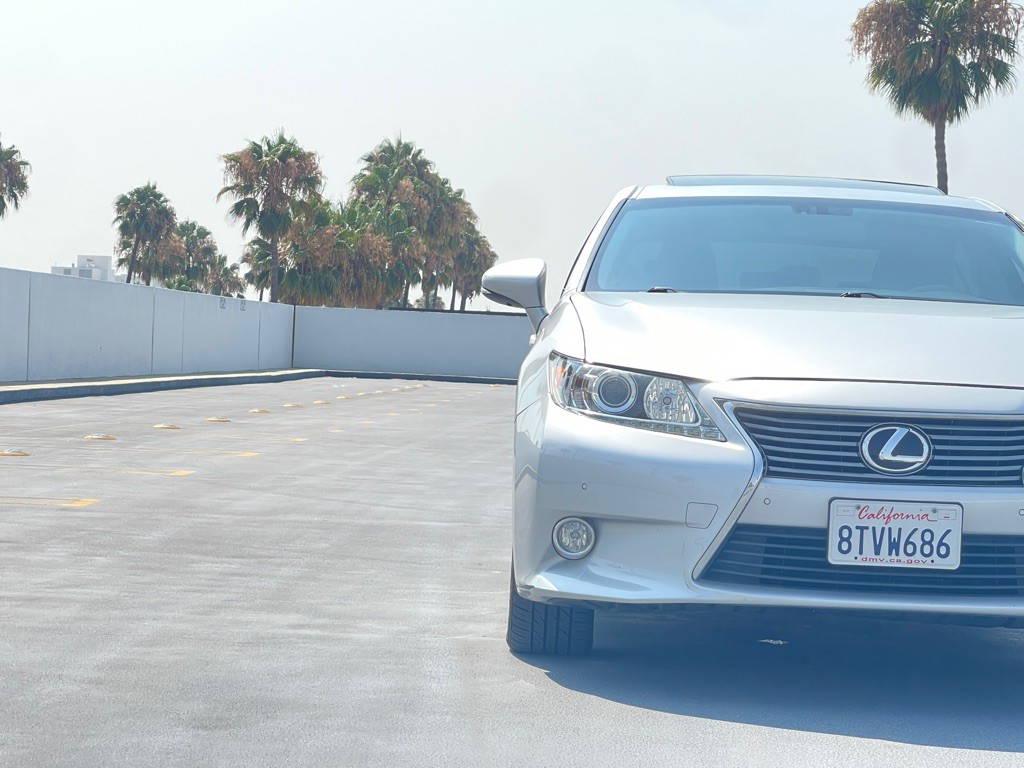 2013 Lexus ES Image 18