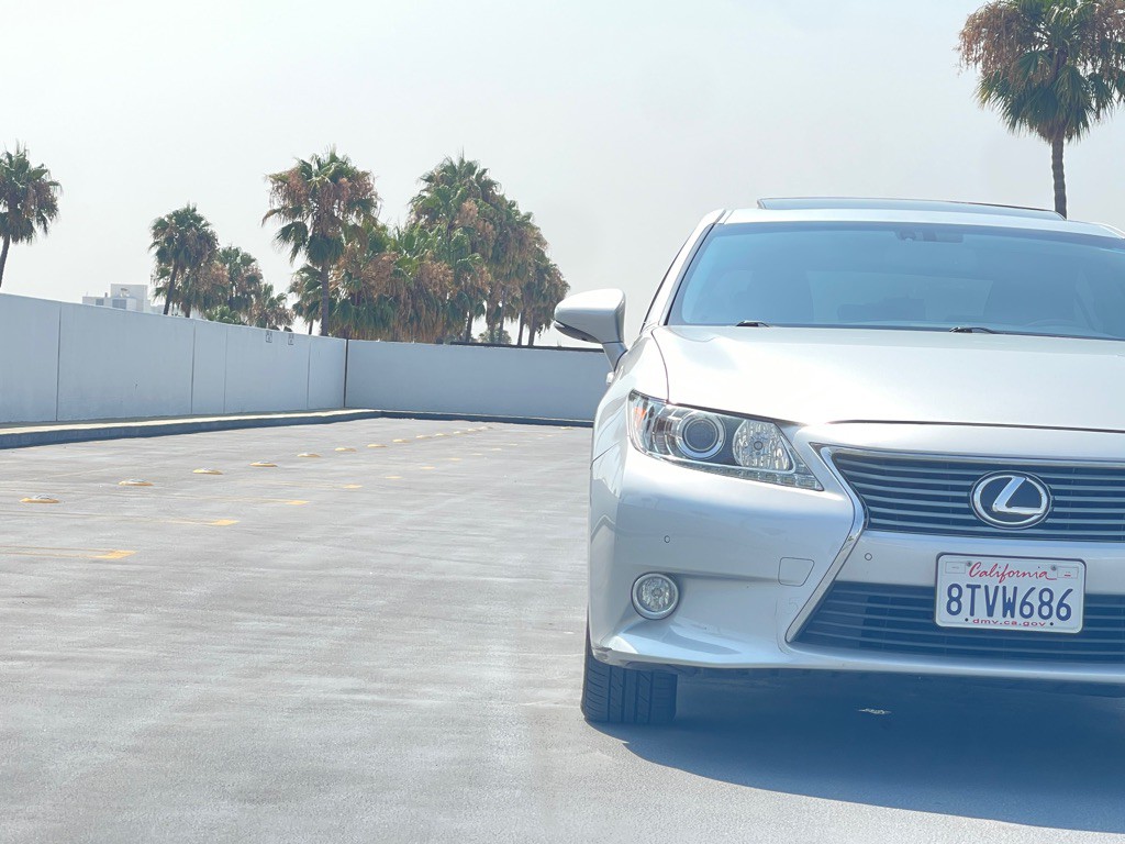 2013 Lexus ES Image 19