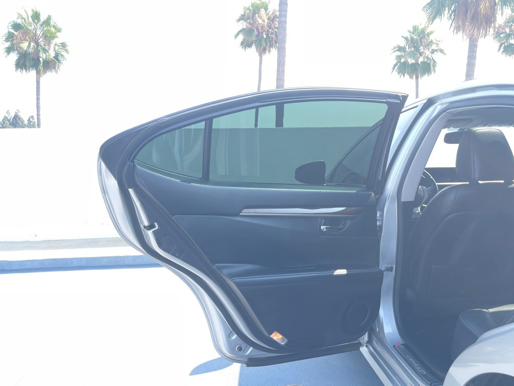 2013 Lexus ES Image 37