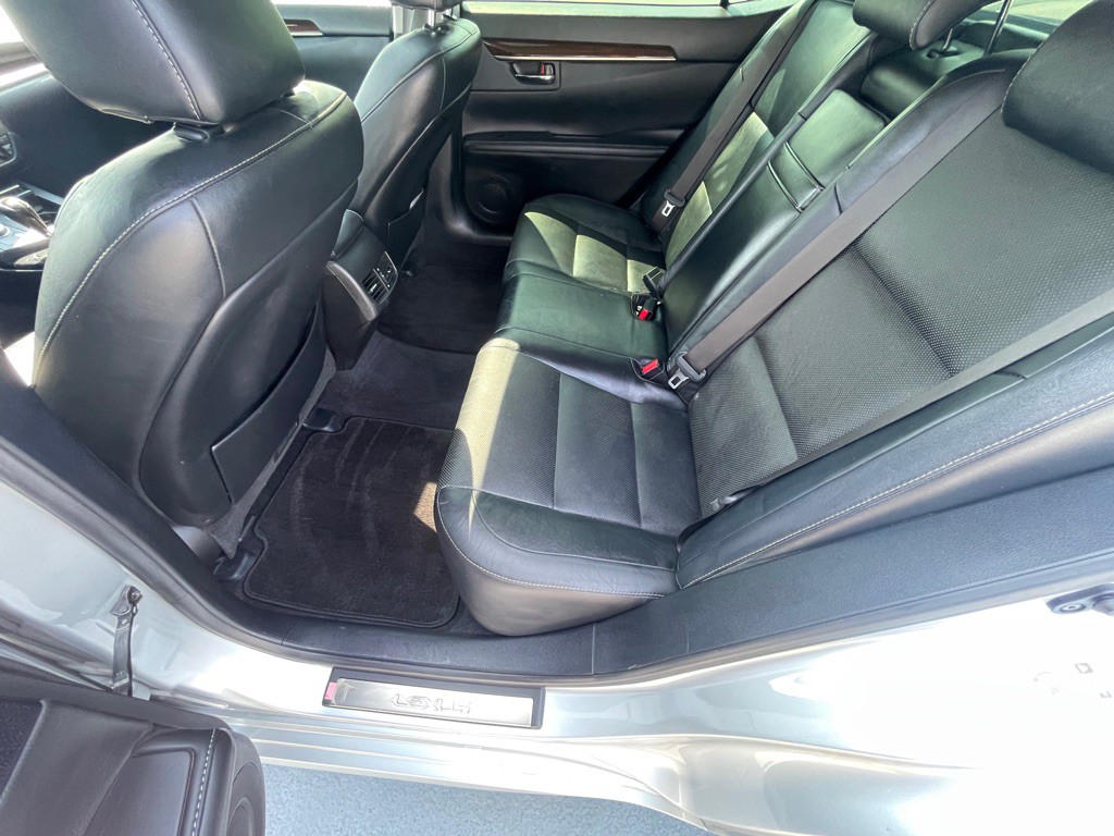 2013 Lexus ES Image 51