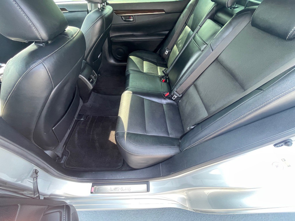 2013 Lexus ES Image 54