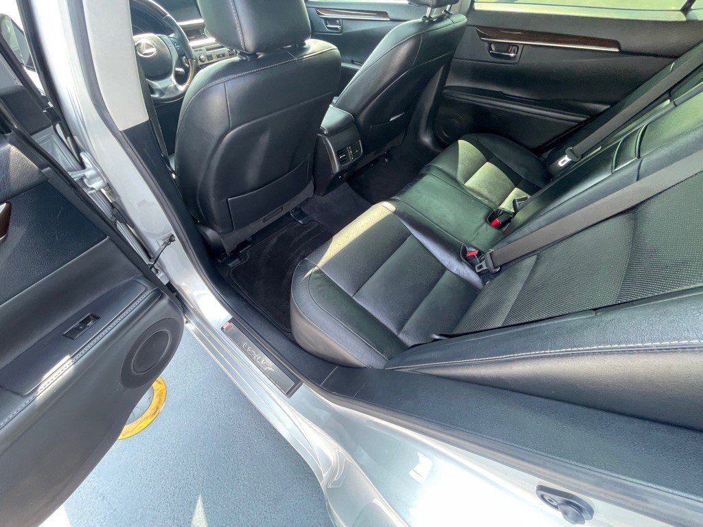 2013 Lexus ES Image 55