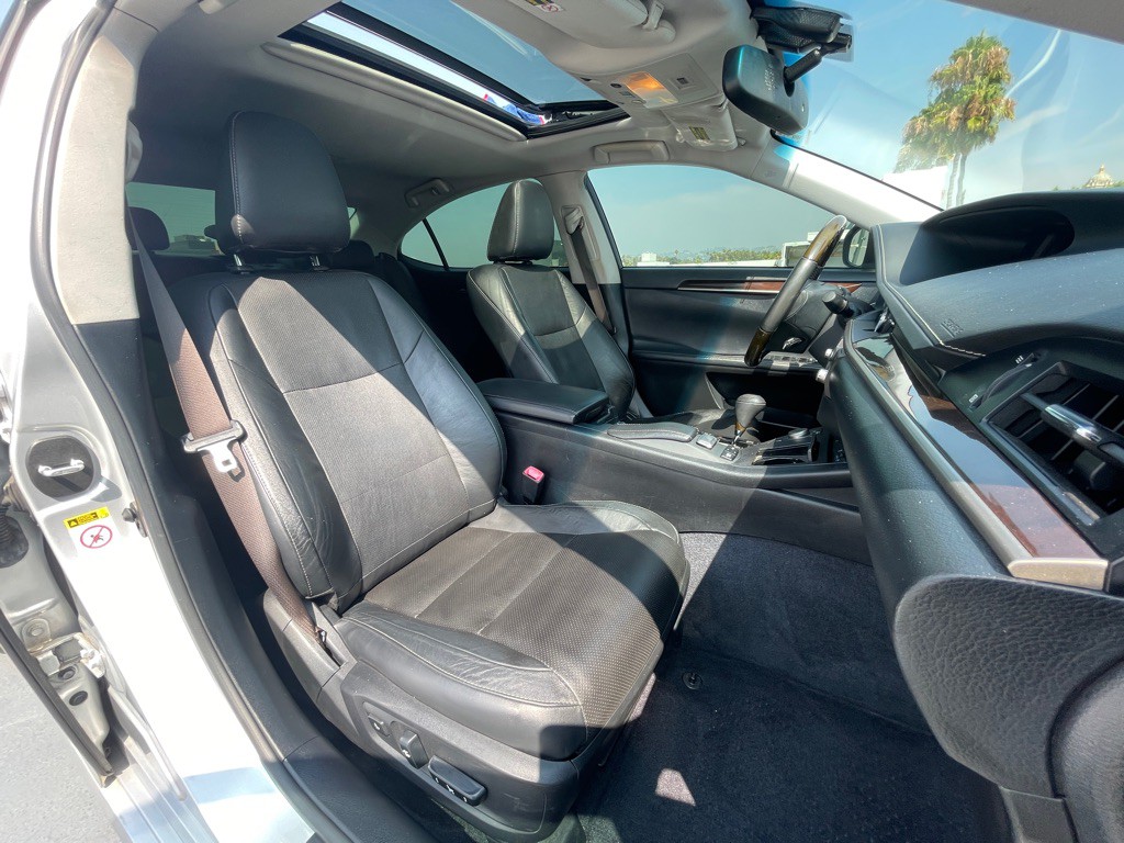 2013 Lexus ES Image 83