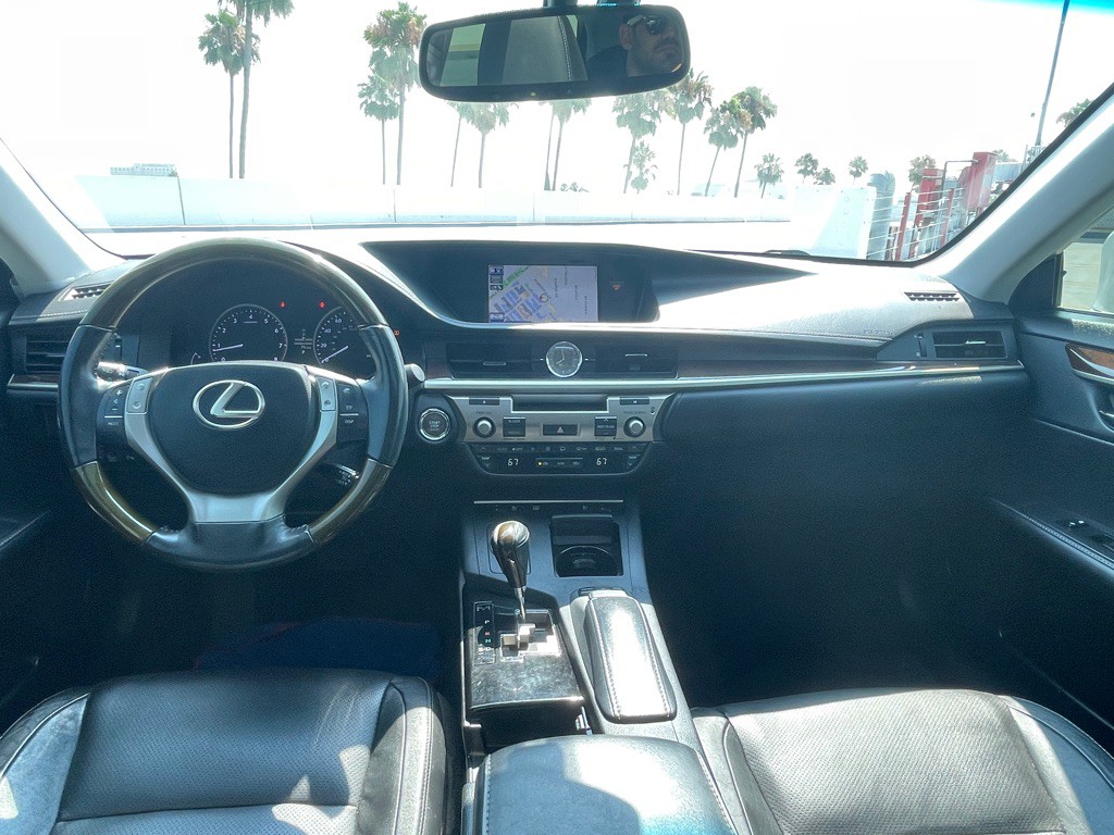 2013 Lexus ES Image 88