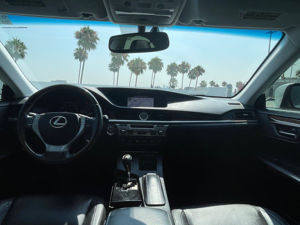 2013 Lexus ES Image 94