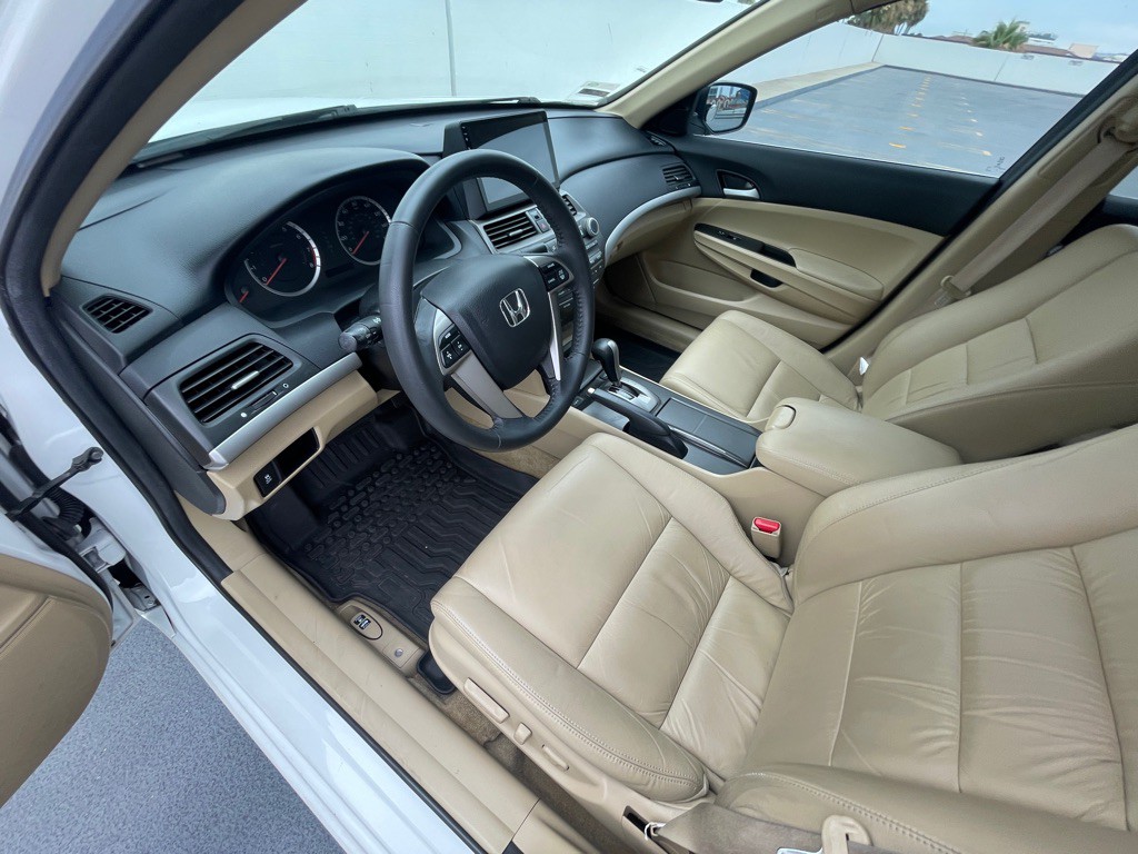 2012 Honda Accord Image 5