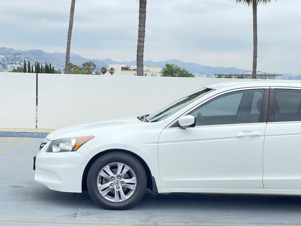 2012 Honda Accord Image 7