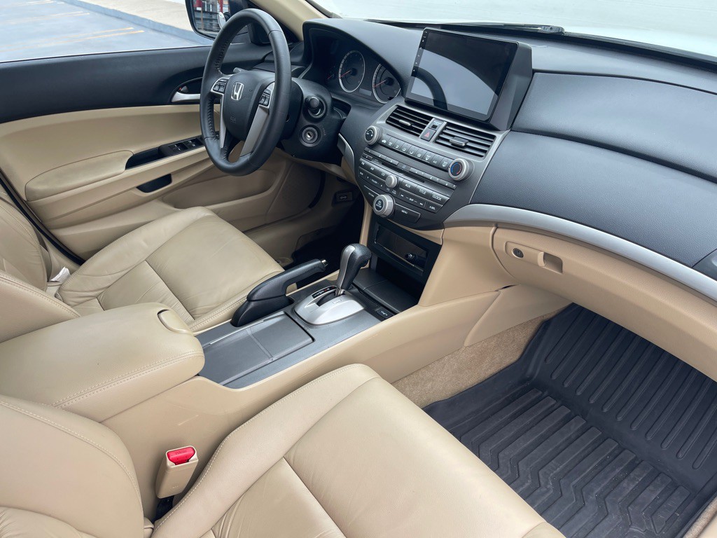 2012 Honda Accord Image 75
