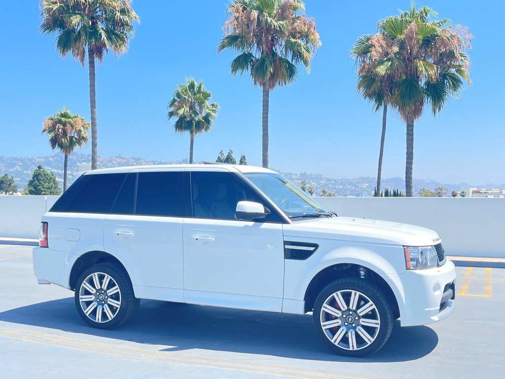 2013 Land Rover Range Rover Sport Image 32