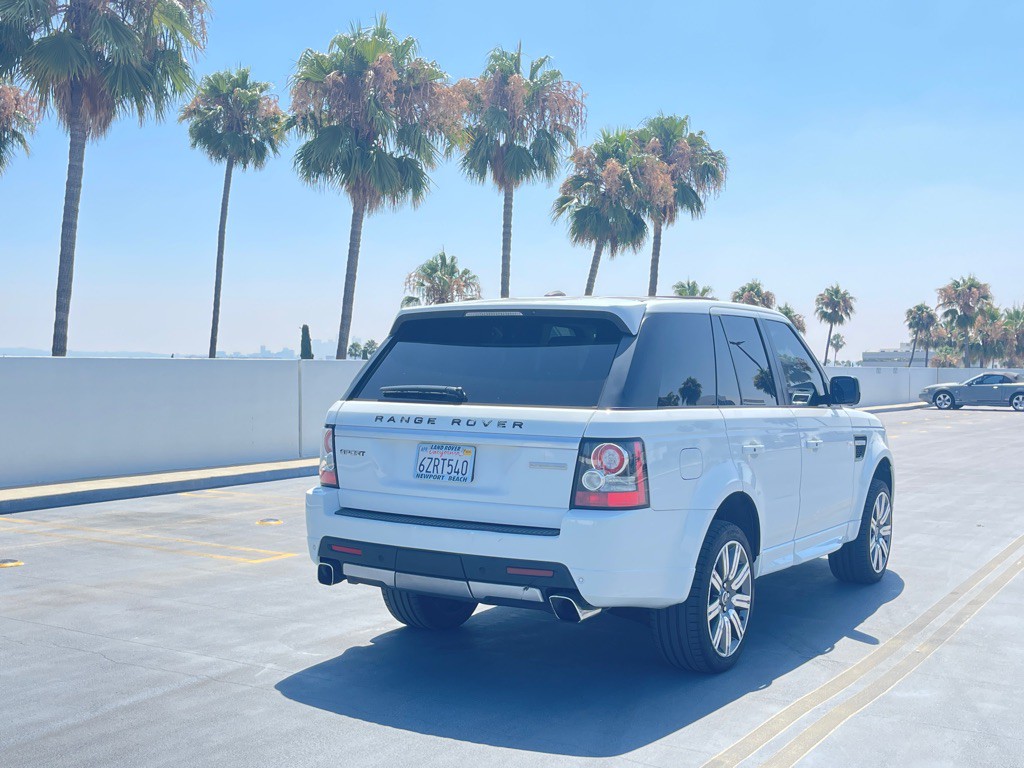 2013 Land Rover Range Rover Sport Image 2