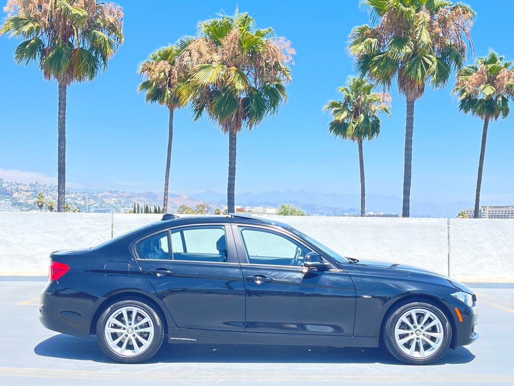 2016 BMW 3 Series Image 4