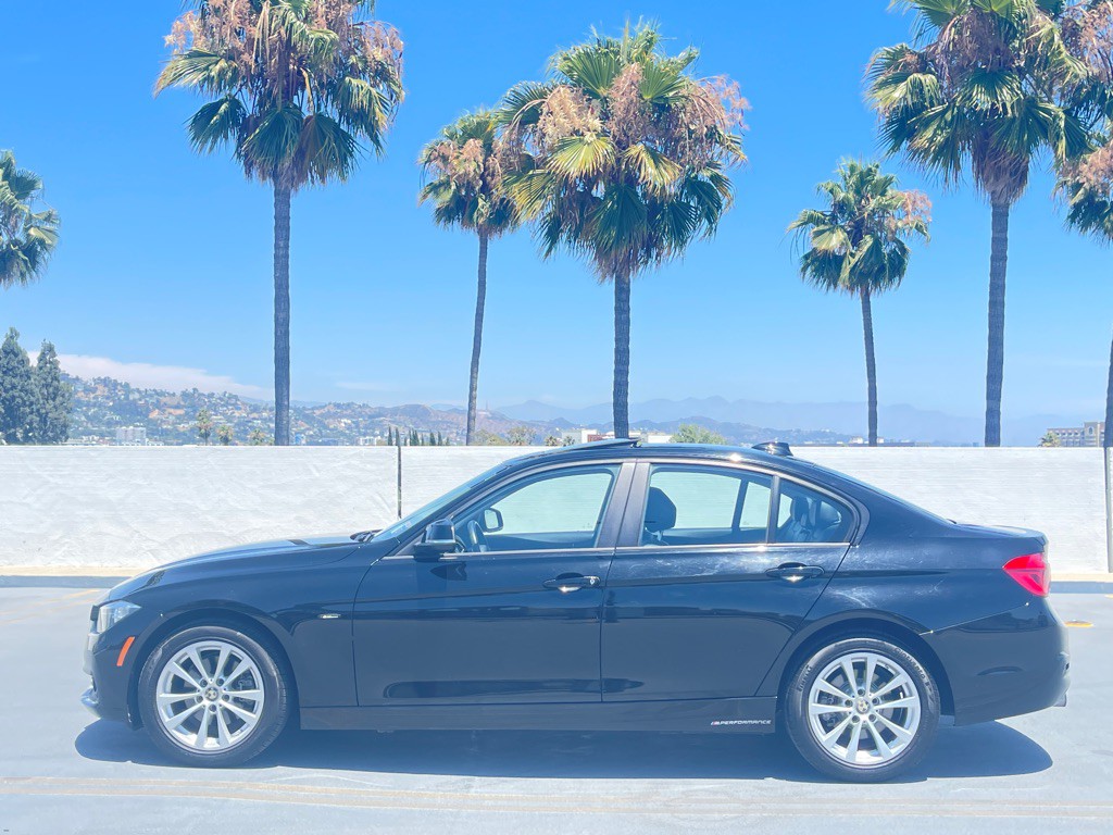 2016 BMW 3 Series Image 13