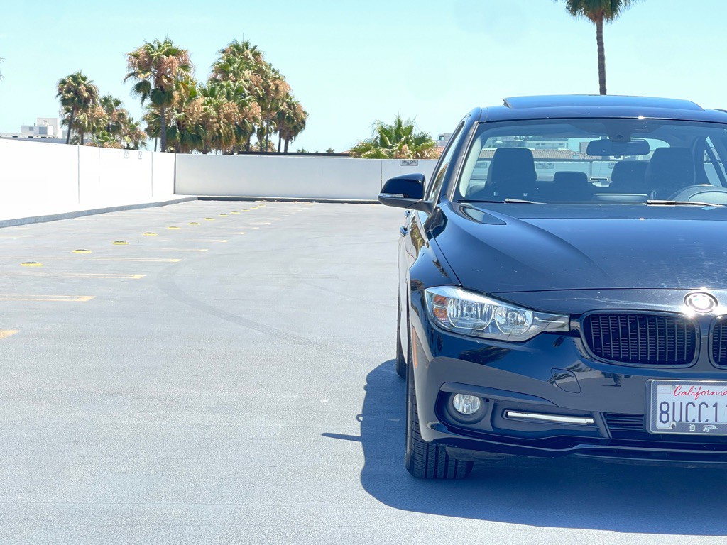 2016 BMW 3 Series Image 22