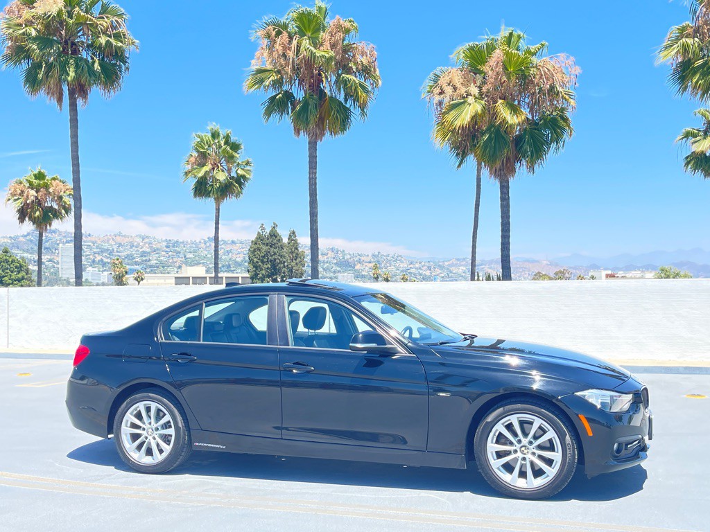 2016 BMW 3 Series Image 31