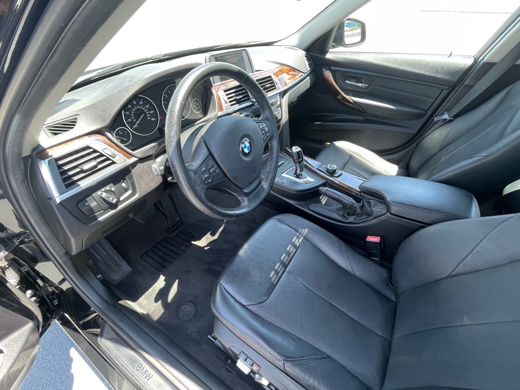 2016 BMW 3 Series Image 52