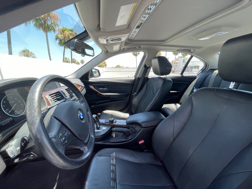 2016 BMW 3 Series Image 54