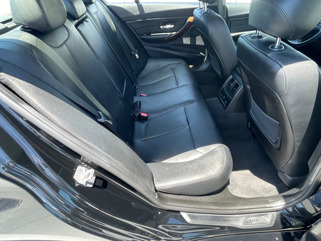 2016 BMW 3 Series Image 67