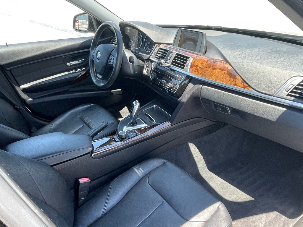 2016 BMW 3 Series Image 79