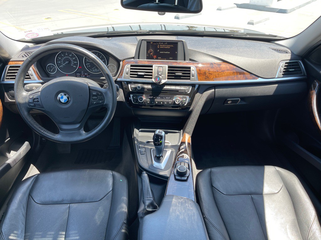 2016 BMW 3 Series Image 90