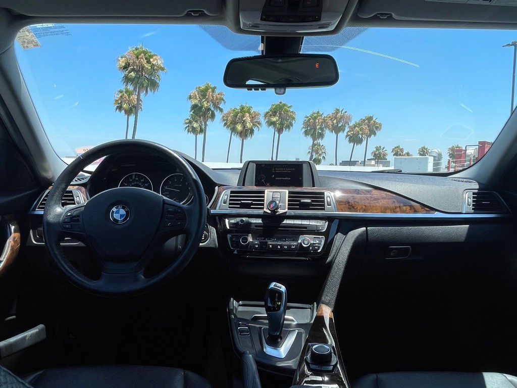 2016 BMW 3 Series Image 97