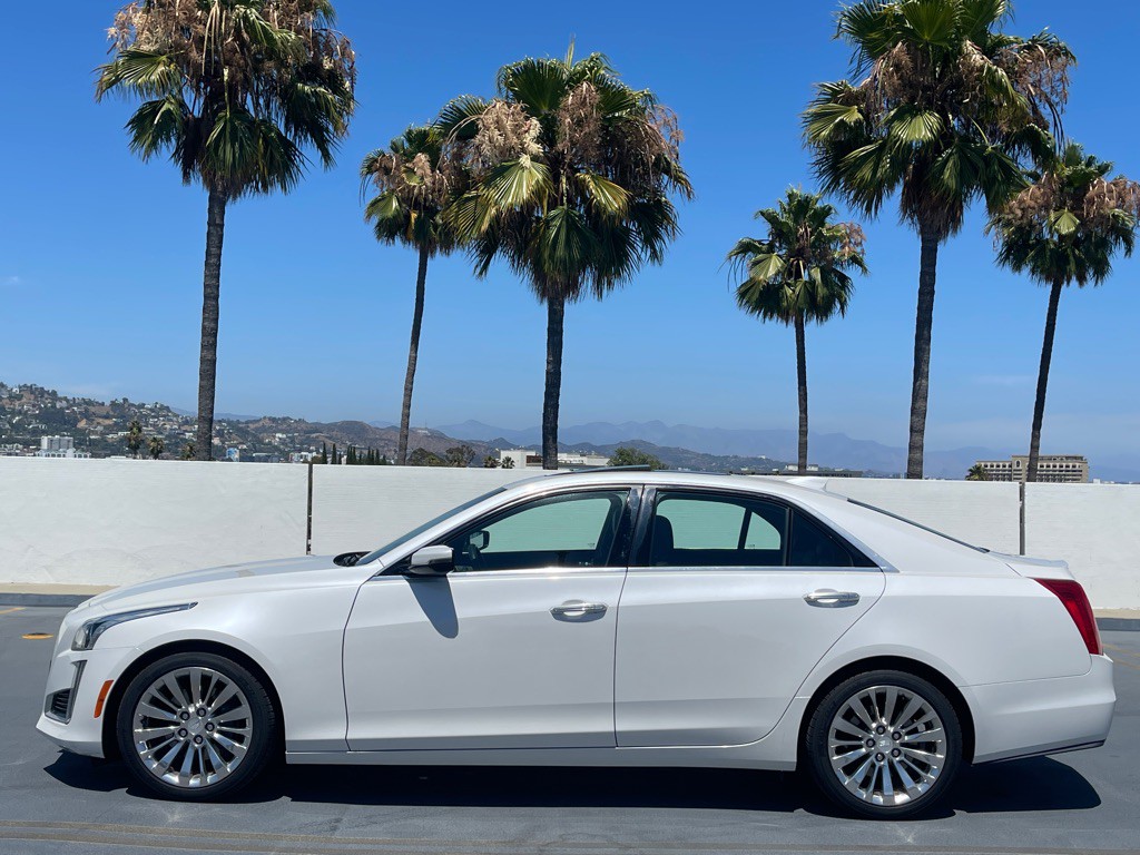 2017 Cadillac CTS Image 16