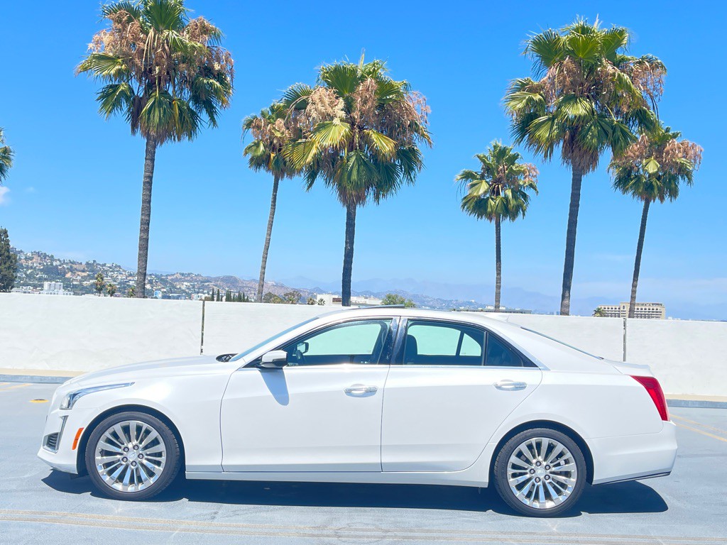 2017 Cadillac CTS Image 17