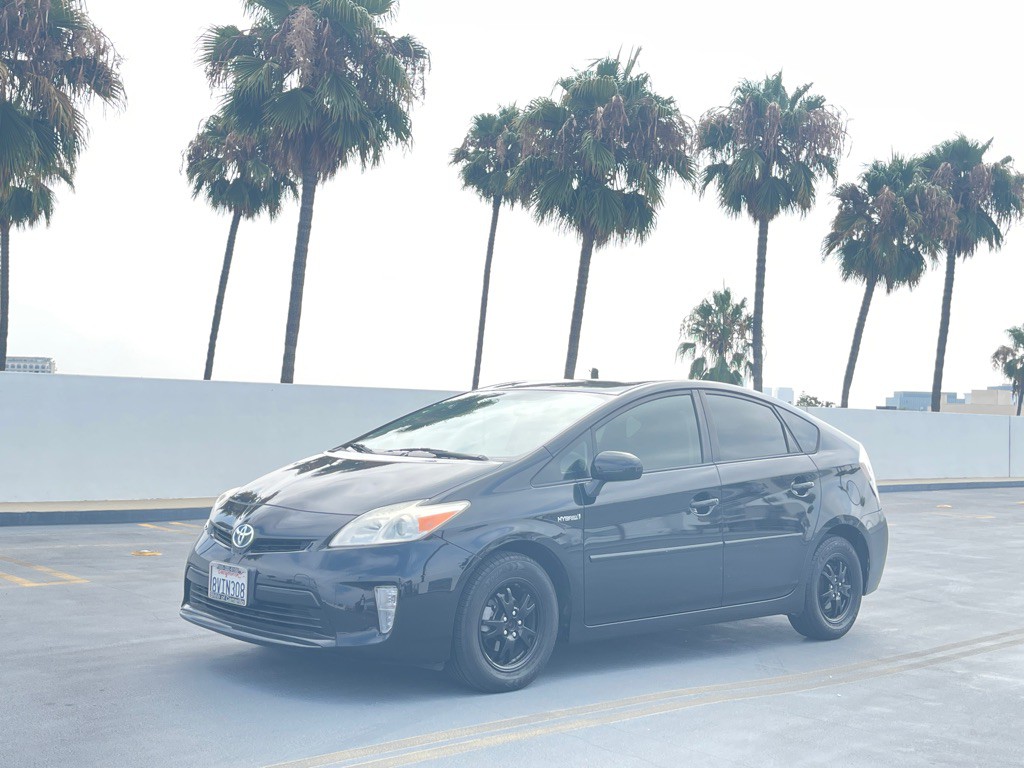 2013 Toyota Prius Image 18